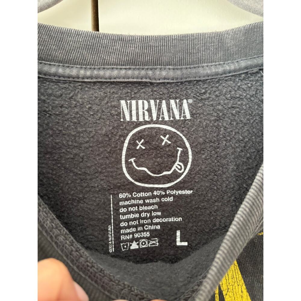 Nirvana Live ‘93 Angel Graphic Sweatshirt Gray Fleece Pullover Men’s L Band Tee - Picture 3 of 7